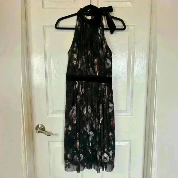 FUZZI Whimsigoth Fairy Feminine Velvet Floral Trim Tie Neck Flare Tulle Mesh M - Picture 5 of 15